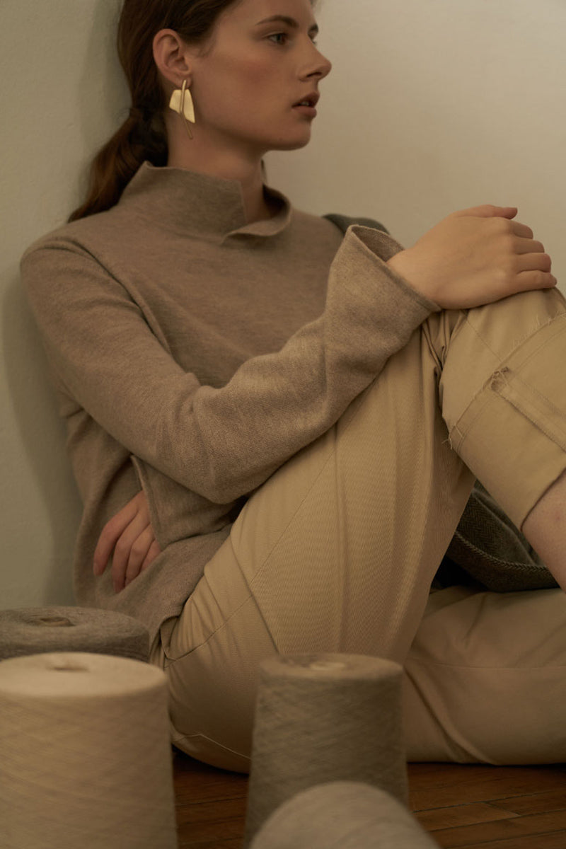 Cozy Pintuck Roll Up Pants Beige