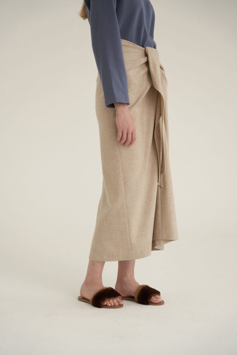 Twist Thin Wool Skirt Oatmeal