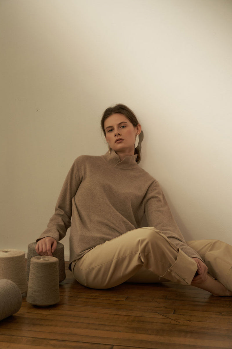 Cozy Pintuck Roll Up Pants Beige