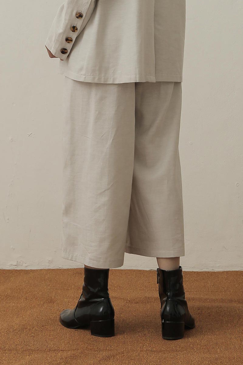 Belted Pants In Beige