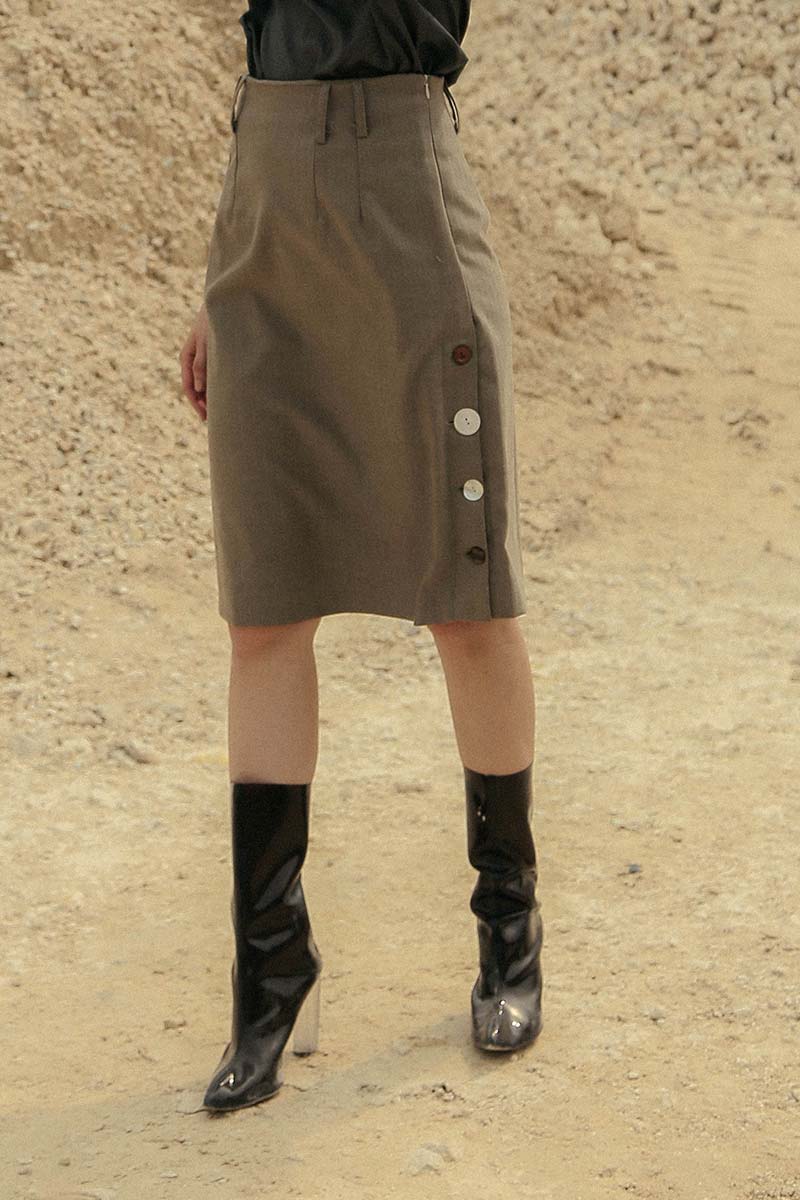 Side Button Skirt