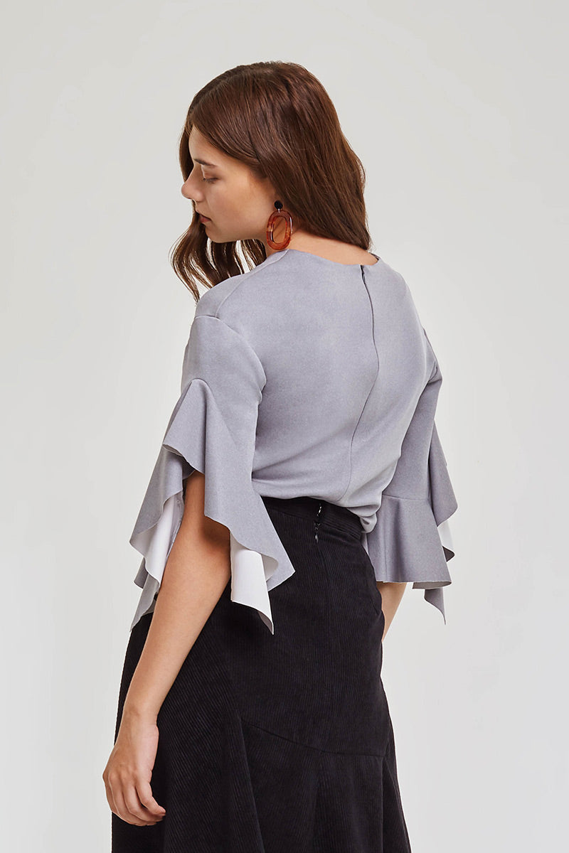 Lyie Grey Top