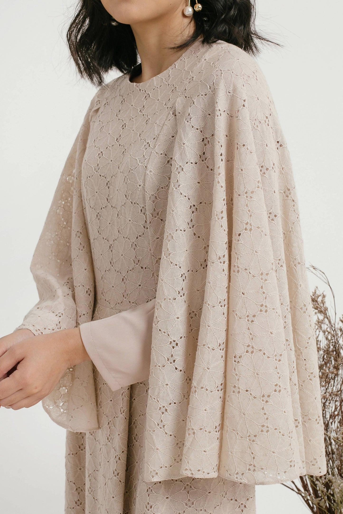 Kahlia Lace Dress