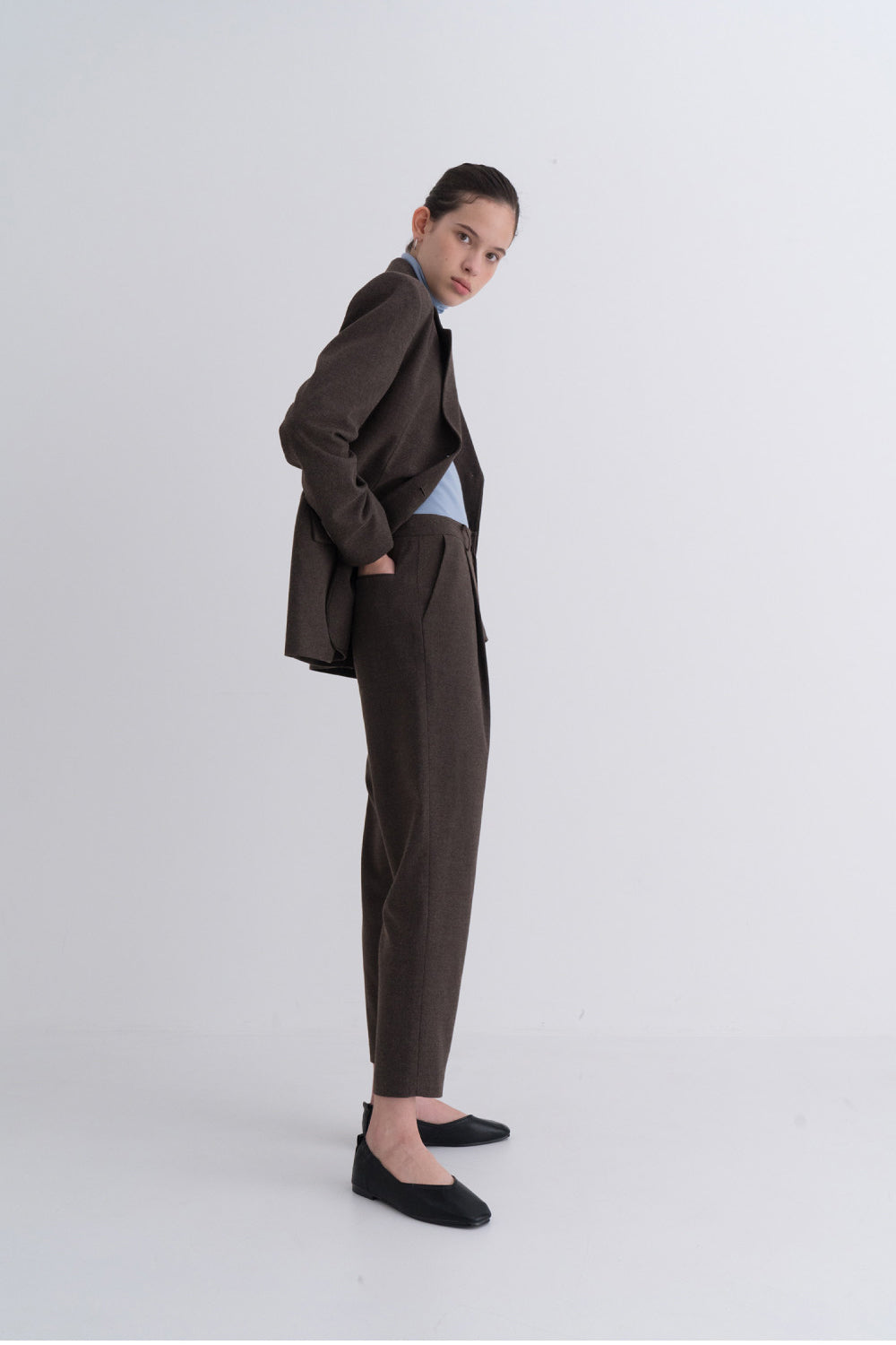 Comfy Pintuck Wool Pants Brown