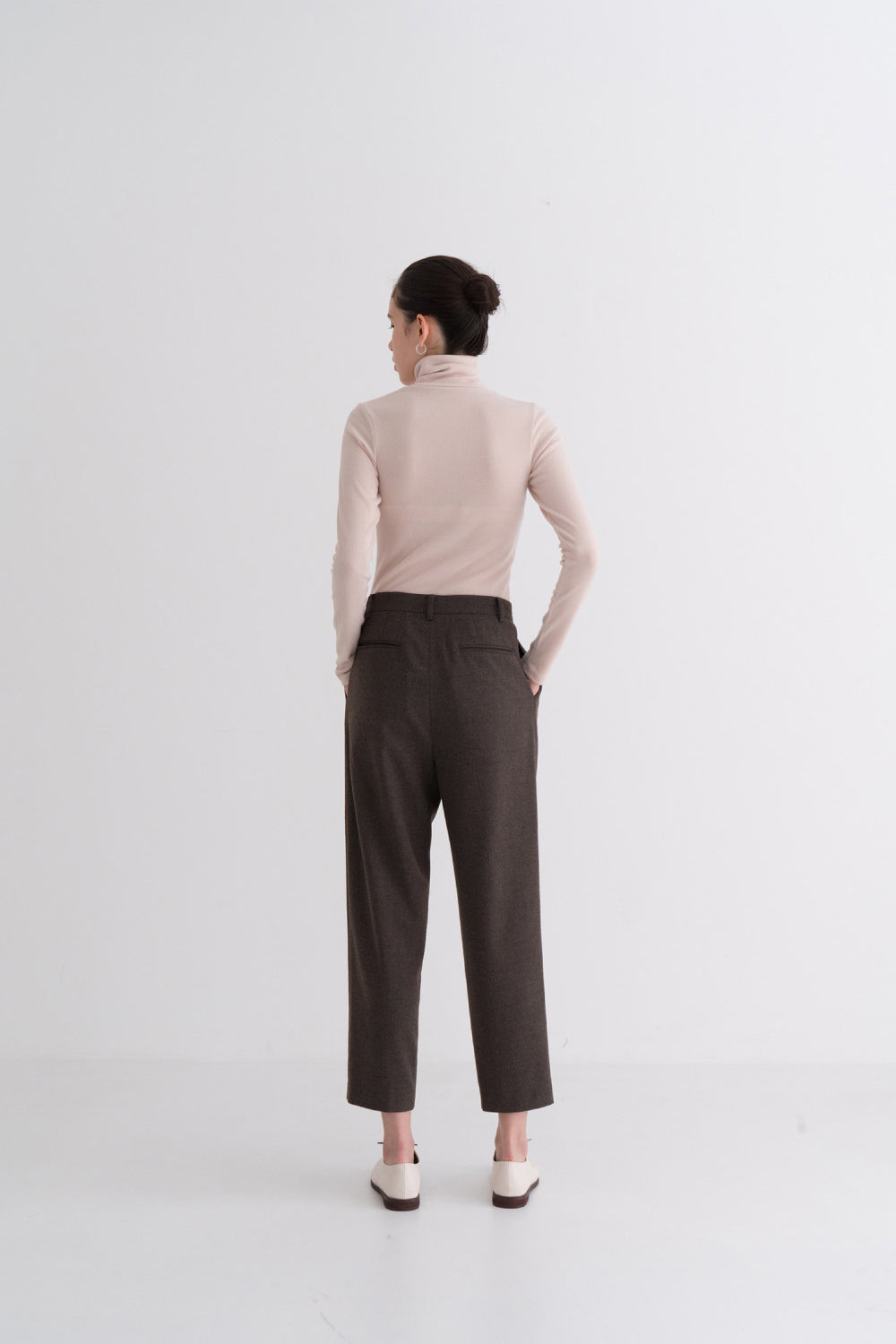 Comfy Pintuck Wool Pants Brown