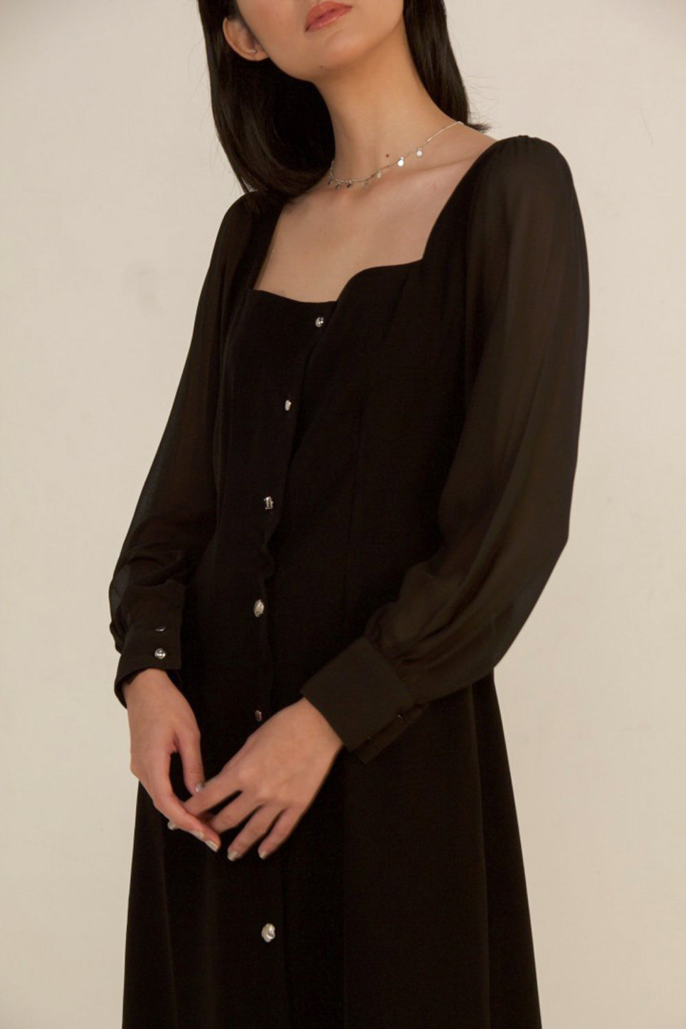 Alcea Puff Long Sleeve Dress in Black