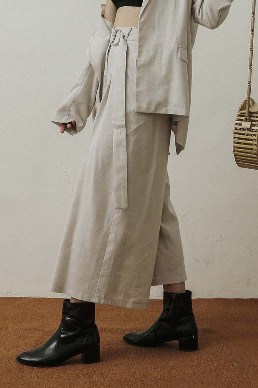 Belted Pants In Beige